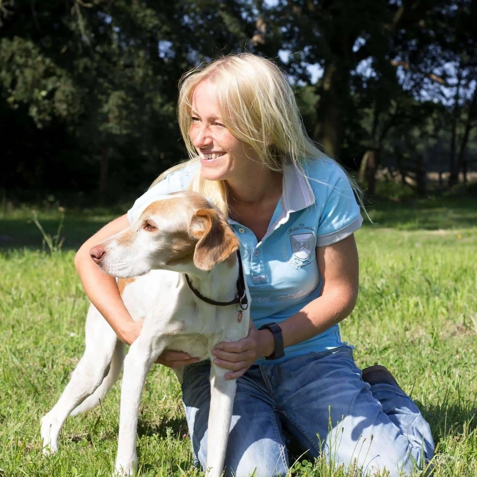 Mareike mit ihrem Hund